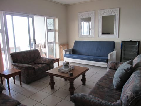 Balcony/Terrace, Living room