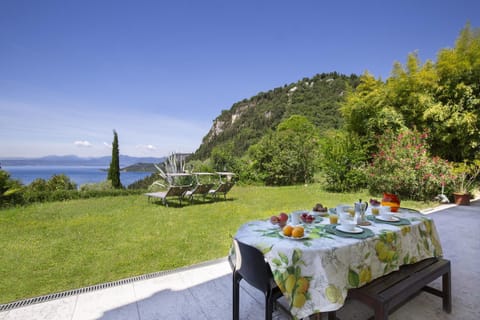Patio, Garden, Garden view