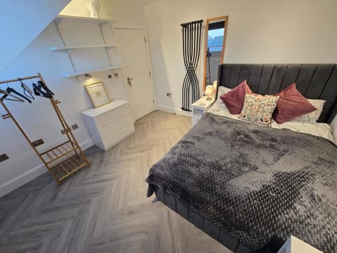 Bed, wardrobe