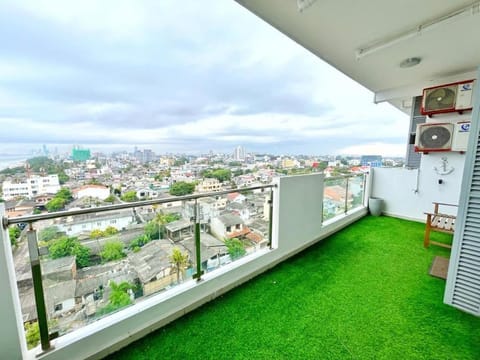 View (from property/room), City view