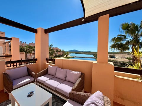 Natural landscape, Balcony/Terrace, Lake view