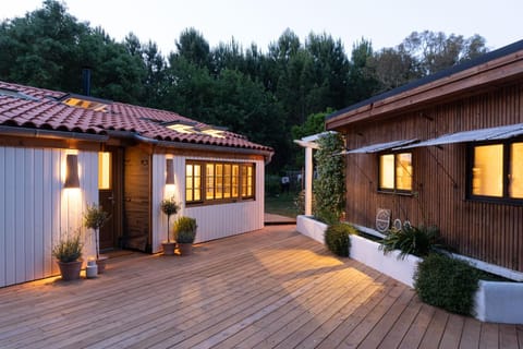 Property building, Balcony/Terrace