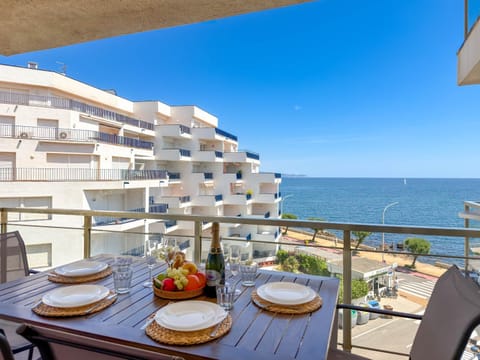 View (from property/room), Balcony/Terrace, Sea view