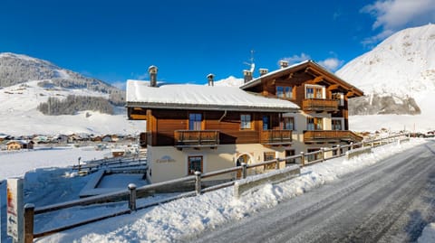 Property building, Winter
