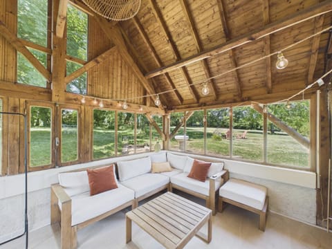 Communal lounge/ TV room, Living room