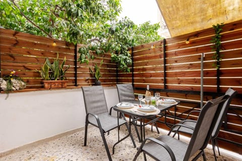 Patio, Balcony/Terrace