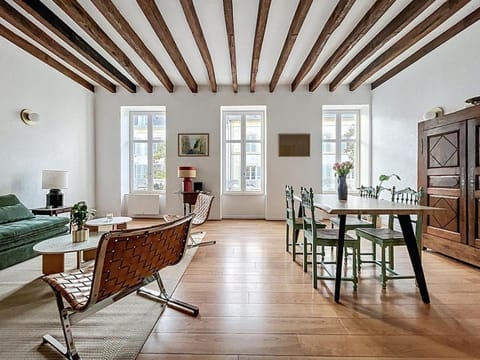 Living room, Dining area