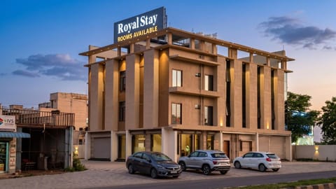 Property building, Facade/entrance