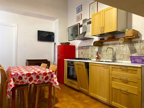 Dining area, dishwasher, oven, stove