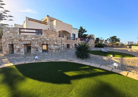 Property building, Garden, Garden view