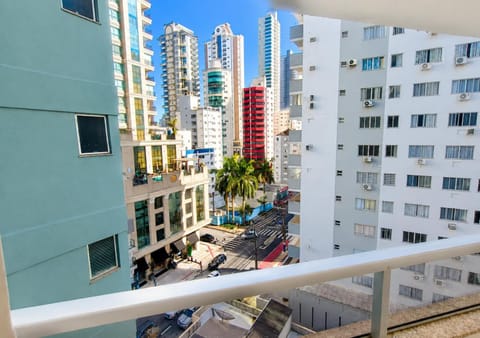 Balcony/Terrace, City view, Street view