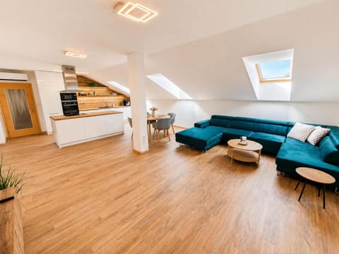 Kitchen or kitchenette, Living room, Seating area