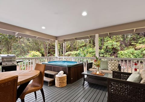 Patio, Hot Tub, Seating area