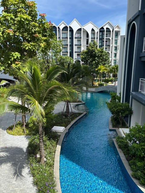 Garden view, Swimming pool