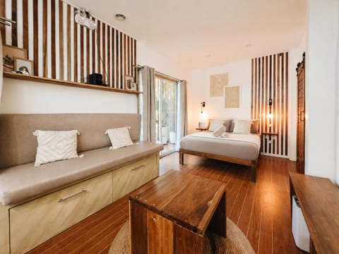 Bed, Living room, Photo of the whole room