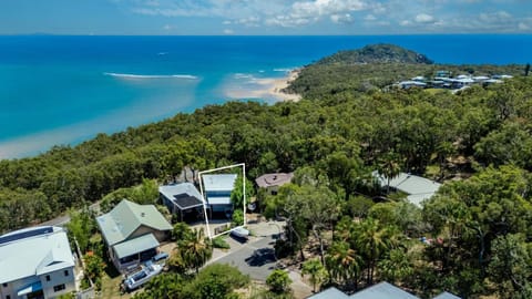 Neighbourhood, Bird's eye view, Sea view