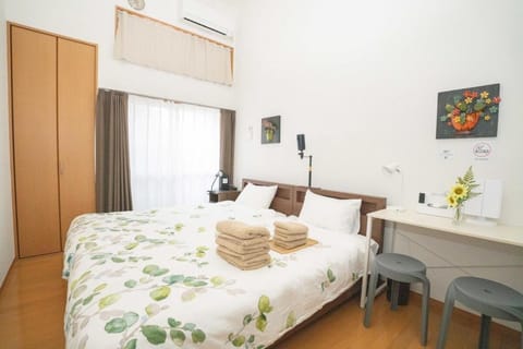 Bed, Bedroom, air conditioner