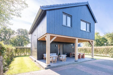 Property building, Patio, Garden, Garden view