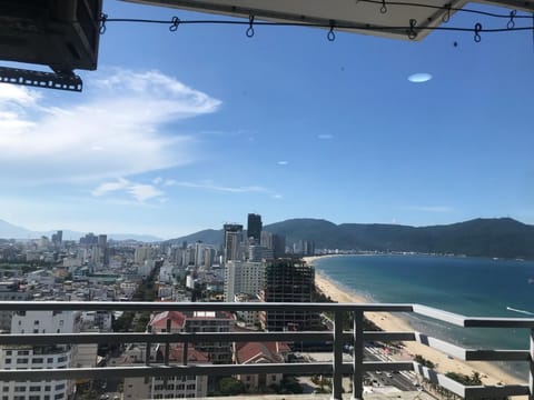 Day, Natural landscape, View (from property/room), Balcony/Terrace, Beach, City view, Mountain view, Sea view