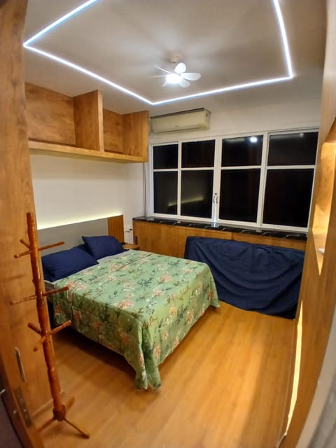 Bed, Photo of the whole room, Bedroom, air conditioner