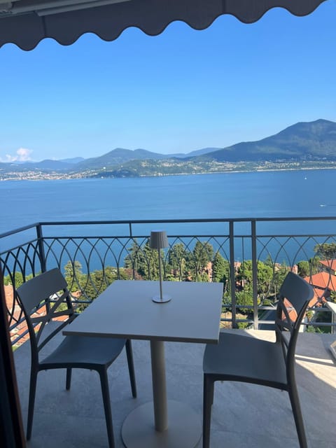 Day, View (from property/room), Balcony/Terrace, Dining area