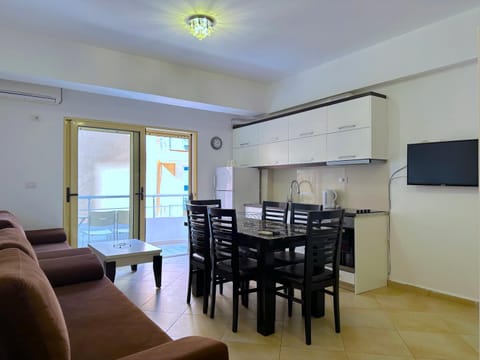 TV and multimedia, Balcony/Terrace, kitchen, air conditioner, air conditioner