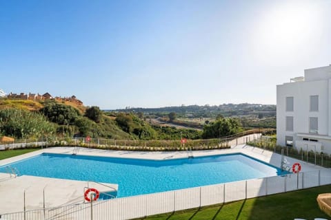 Day, Natural landscape, Pool view, Swimming pool, Swimming pool