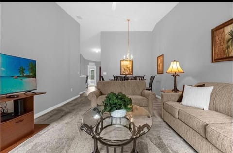Communal lounge/ TV room, Living room