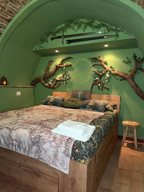 Bed, Photo of the whole room, Bedroom