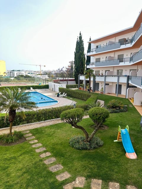 Property building, Spring, Day, Natural landscape, Garden, Garden view, Pool view, Swimming pool, sunbed
