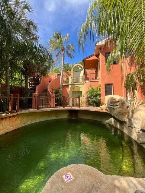 Property building, Swimming pool