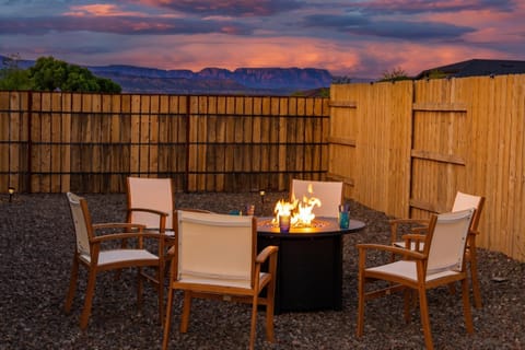 Day, Natural landscape, Seating area, Mountain view, Sunset, fireplace