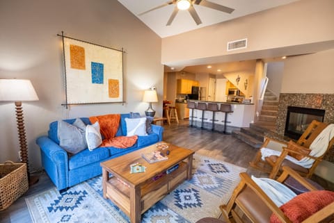 Living room, Seating area, fireplace