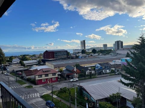 Day, Neighbourhood, City view, Sea view