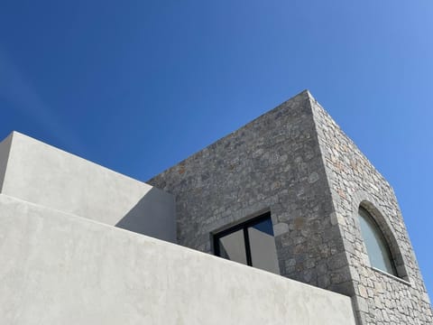 Property building, Day, Bedroom