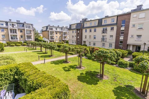 Property building, Day, Garden, Garden view