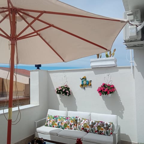 View (from property/room), Balcony/Terrace