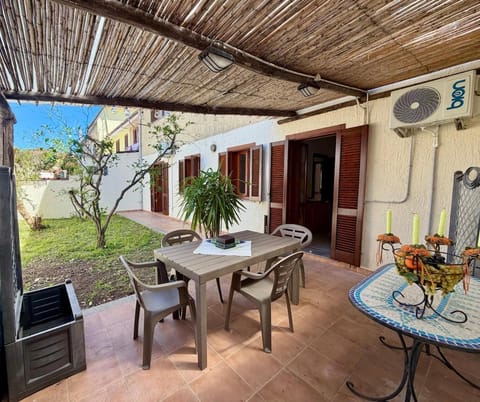 Garden, Dining area, Garden view