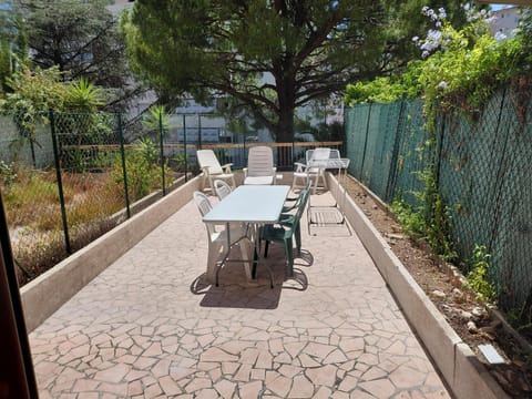 Patio, Balcony/Terrace