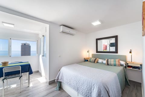 Bed, Photo of the whole room, Bedroom, Sea view, air conditioner