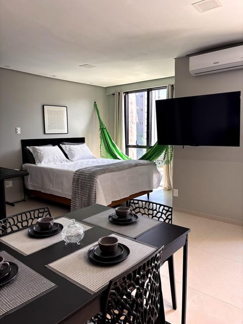 Bed, Living room