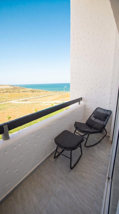 Day, Natural landscape, View (from property/room), Balcony/Terrace, Seating area, Sea view