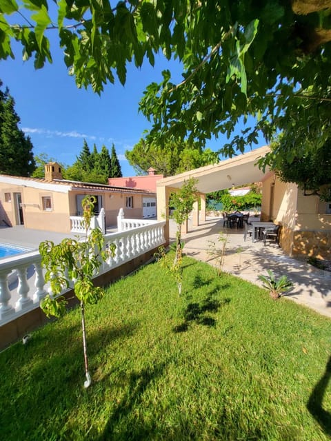 Garden, Garden view