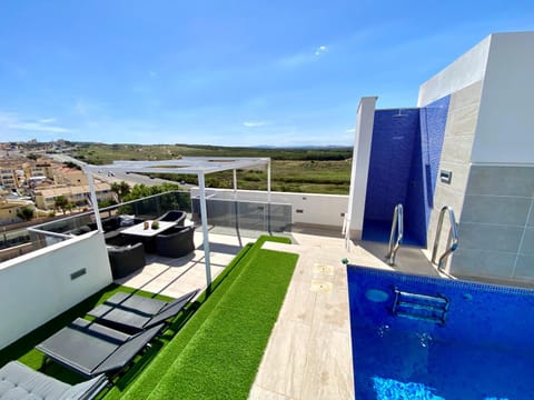 Balcony/Terrace, Balcony/Terrace