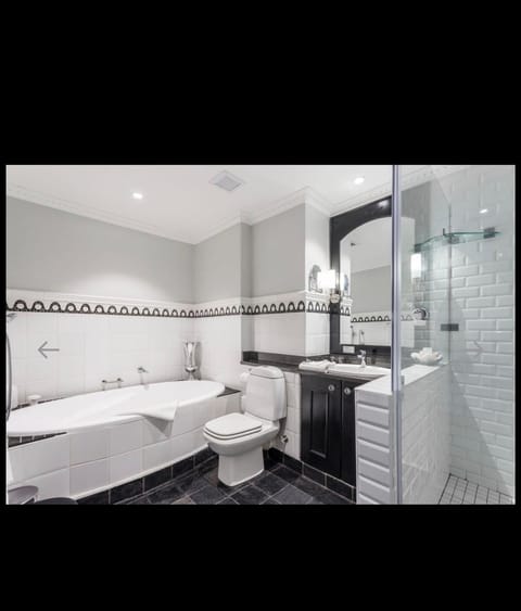 Bathroom, Bath