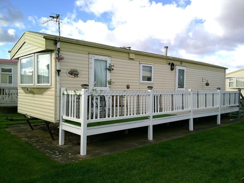Property building, Balcony/Terrace