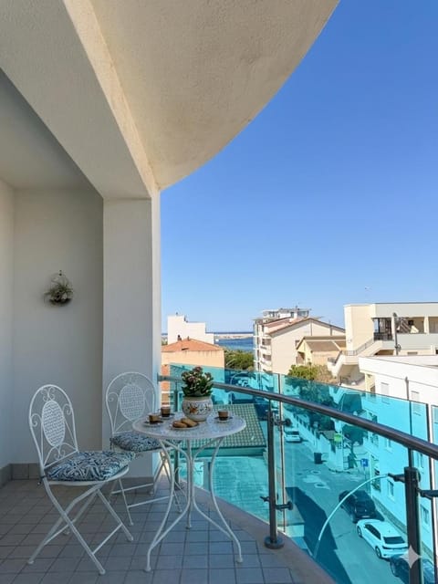 Balcony/Terrace, City view, Sea view