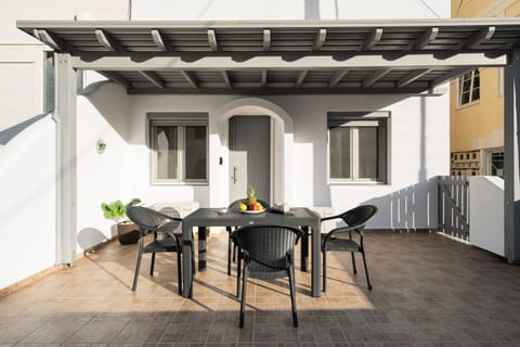 Balcony/Terrace, Balcony/Terrace