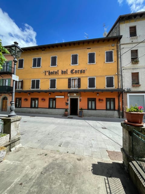 Property building, Street view