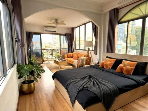 Photo of the whole room, Bedroom